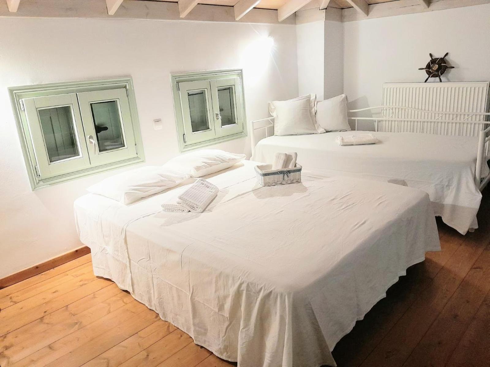 Liopi Village Andros Ormos  Luaran gambar
